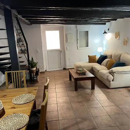 Holiday home Ca La Catalina Mollet de Perelada